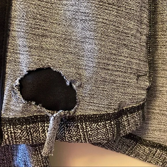 Lululemon Define Jacket in Black & White Herringbone Print Sz 6 - Picture 10 of 15